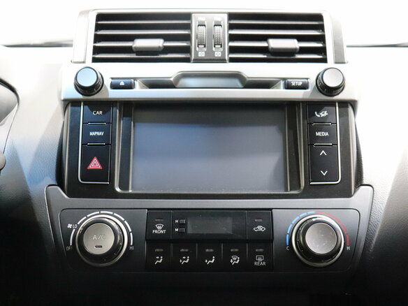 2014 Toyota Land Cruiser Prado 4-speed 150 Series Рестайлинг 1, серый, 3180000 рублей - вид 15