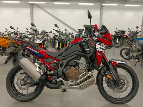 2023 Honda CRF 1100L Africa Twin, красный, 1490000 рублей, вид 2