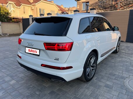 2018 Audi Q7 II (4M), белый, 4799000 рублей, вид 4