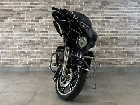 2014 Harley-Davidson Street Glide, чёрный, 1401000 рублей, вид 1