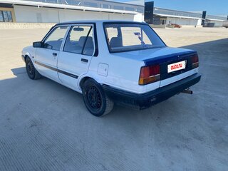 1984 Toyota Corolla V (E80), белый, 150000 рублей, вид 5