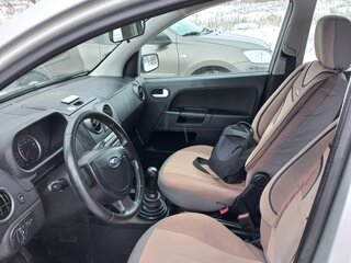 2004 Ford Fusion I, серебристый, 330000 рублей, вид 5