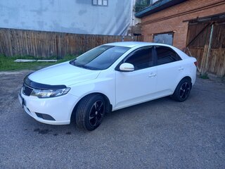2011 Kia Cerato 5-speed II, белый, 860000 рублей, вид 1