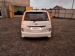 2012 Toyota ISis I Рестайлинг, белый, 1280000 рублей, вид 3
