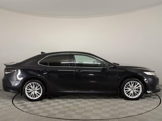 2018 Toyota Camry VIII (XV70), чёрный, 2690000 рублей, вид 4