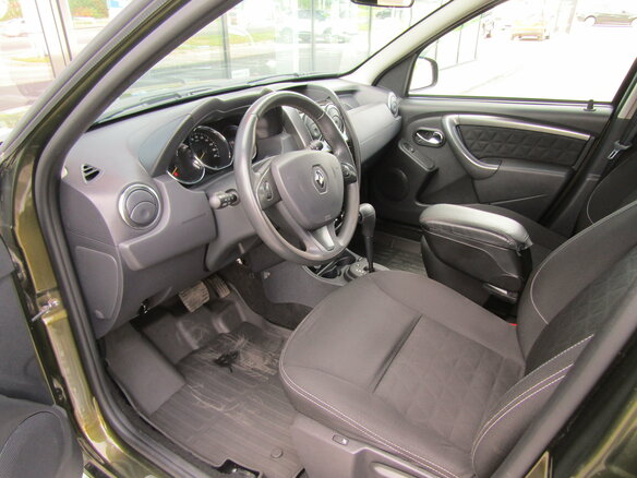 2017 Renault Duster I Рестайлинг, зелёный, 1525000 рублей - вид 7
