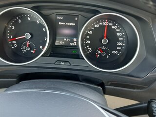 2020 Volkswagen Tiguan II, серый, 2730000 рублей, вид 4