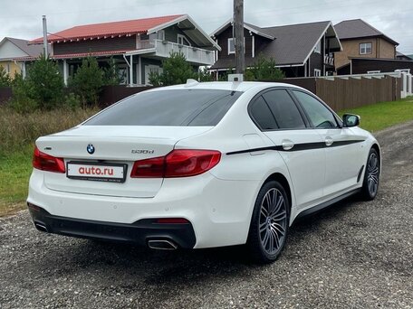 2019 BMW 5 серии 530d xDrive VII (G30/G31/G38), белый, 5100000 рублей, вид 5
