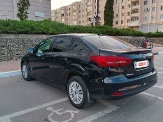 2015 Ford Focus III Рестайлинг, чёрный, 950000 рублей, вид 4