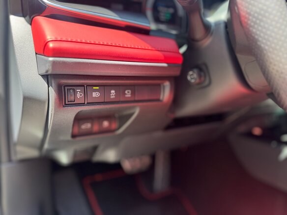 2024 Toyota Camry IX (XV80) China Market, белый, 3700000 рублей - вид 15
