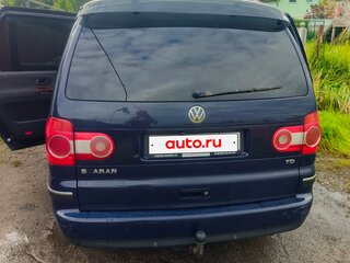 2005 Volkswagen Sharan I Рестайлинг 2, синий, 600000 рублей, вид 3