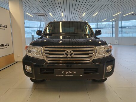 2015 Toyota Land Cruiser 200 Series Рестайлинг 1, чёрный, 3890000 рублей, вид 3