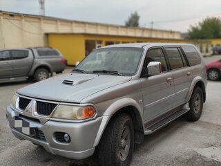 2005 Mitsubishi Pajero Sport I Рестайлинг, серебристый, 625000 рублей, вид 2