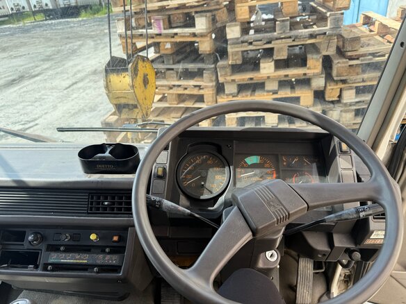 1993 Fuso (Mitsubishi) Canter, 2900000 рублей - вид 5
