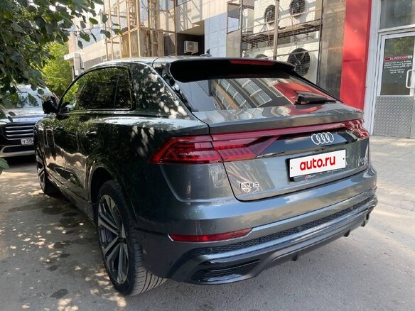 2019 Audi Q8 50 TDI I (4M), серый, 7700000 рублей - вид 6