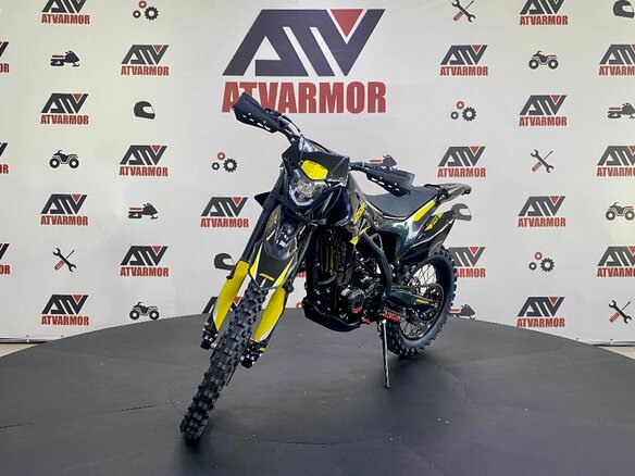 2024 BSE Z9, чёрный, 231990 рублей