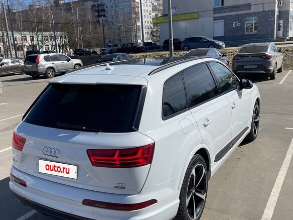 2017 Audi Q7 II (4M), белый, 4800000 рублей - вид 8