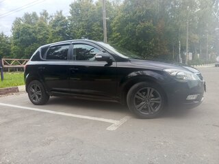 2010 Kia Ceed I Рестайлинг, чёрный, 700000 рублей, вид 2