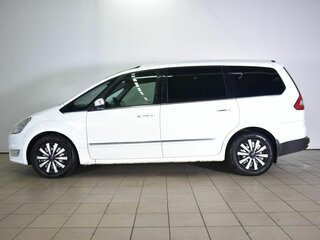2013 Ford Galaxy II Рестайлинг, белый, 1600000 рублей, вид 4