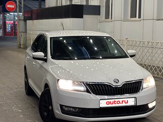 2017 Skoda Rapid I, белый, 950000 рублей, вид 3