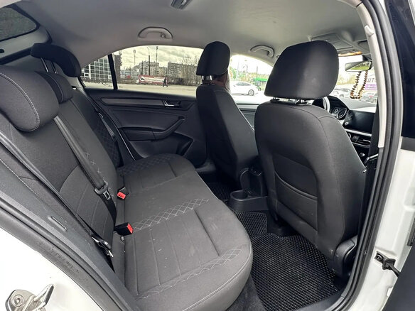 2021 Skoda Rapid II, белый, 1400000 рублей - вид 15
