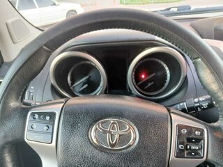 2016 Toyota Land Cruiser Prado 150 Series Рестайлинг 1, чёрный, 4300000 рублей, вид 5