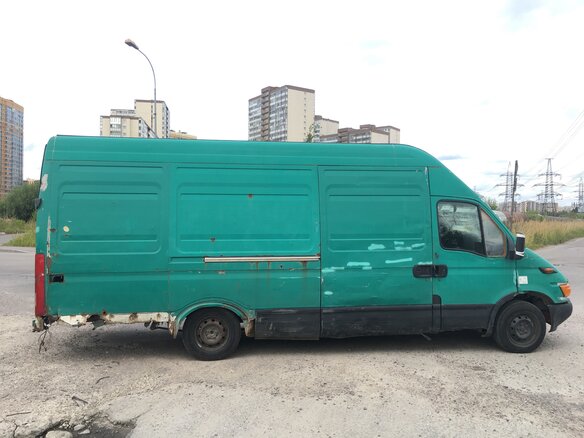 2000 Iveco Daily, зелёный, 160000 рублей - вид 2