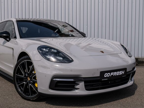 2019 Porsche Panamera 4 Sport Turismo II, серый - вид 5