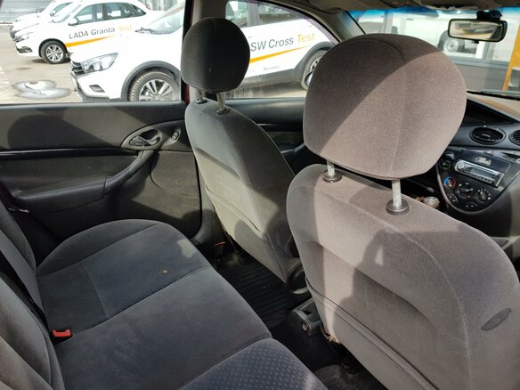 2002 Ford Focus I Рестайлинг, красный - вид 9