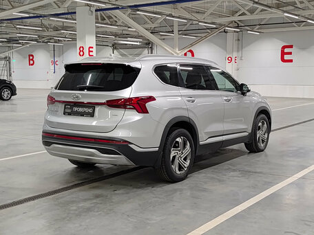 2021 Hyundai Santa Fe IV Рестайлинг, серебристый, 3530000 рублей, вид 5