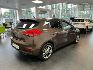 2013 Kia Ceed II, коричневый, 734000 рублей, вид 4