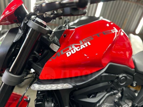 2021 Ducati Monster 937, красный, 1080000 рублей - вид 13