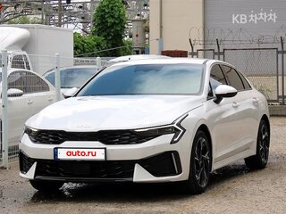 2024 Kia K5 III Рестайлинг, белый, 2700500 рублей, вид 2