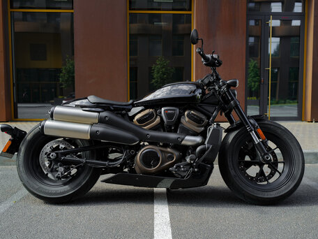 2021 Harley-Davidson Sportster S, чёрный, 1550000 рублей, вид 3