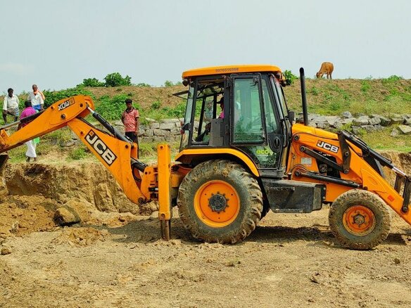 2019 JCB 3CX, жёлтый, 8500000 рублей