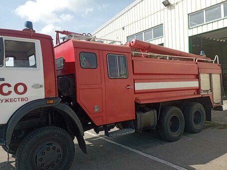 2006 КамАЗ 5321, красный, 1990000 рублей, вид 2
