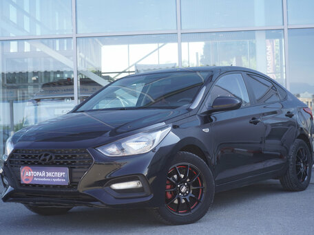2018 Hyundai Solaris II, чёрный, 1210000 рублей, вид 1