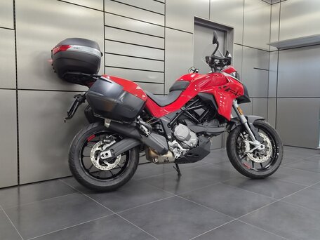 2022 Ducati Multistrada V2, красный, 1690000 рублей, вид 3