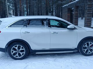 2017 Kia Sorento III Prime, белый, 2550000 рублей, вид 3