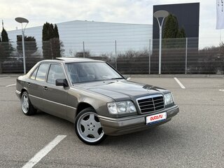 1994 Mercedes-Benz E-Класс 220 I (W124), серый, 1200000 рублей, вид 4