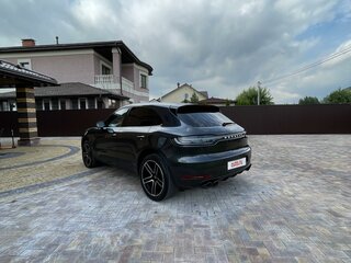 2021 Porsche Macan I Рестайлинг, серый, 5800000 рублей, вид 3