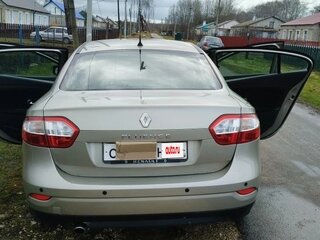 2013 Renault Fluence I, бежевый, 780000 рублей, вид 2