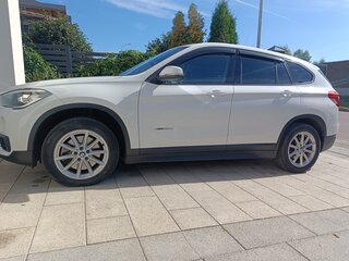 2015 BMW X1 20d xDrive II (F48), белый, 2250000 рублей, вид 2