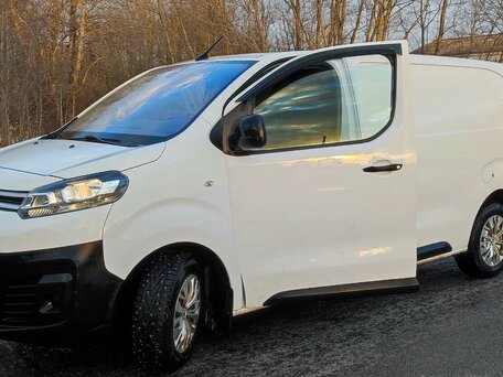 2017 Citroen Jumpy, белый, 2100000 рублей, вид 2