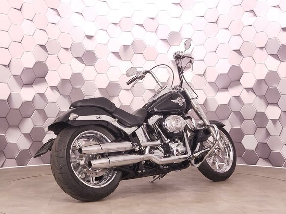 2011 Harley-Davidson Fat Boy, чёрный, 1099000 рублей - вид 6