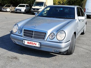 1998 Mercedes-Benz E-Класс 240 II (W210, S210), серебристый, 700000 рублей, вид 4