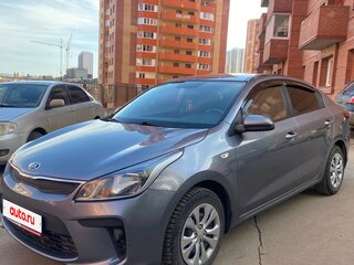 2017 Kia Rio IV, серый, 1230000 рублей, вид 1