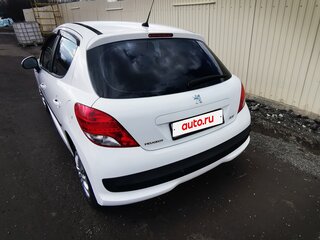 2009 Peugeot 207 I Рестайлинг, белый, 580000 рублей, вид 4