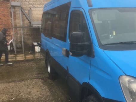 2016 Iveco Daily, синий, 950000 рублей, вид 1