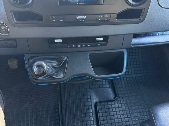 2019 Mercedes-Benz Sprinter, синий, 7000000 рублей - вид 9